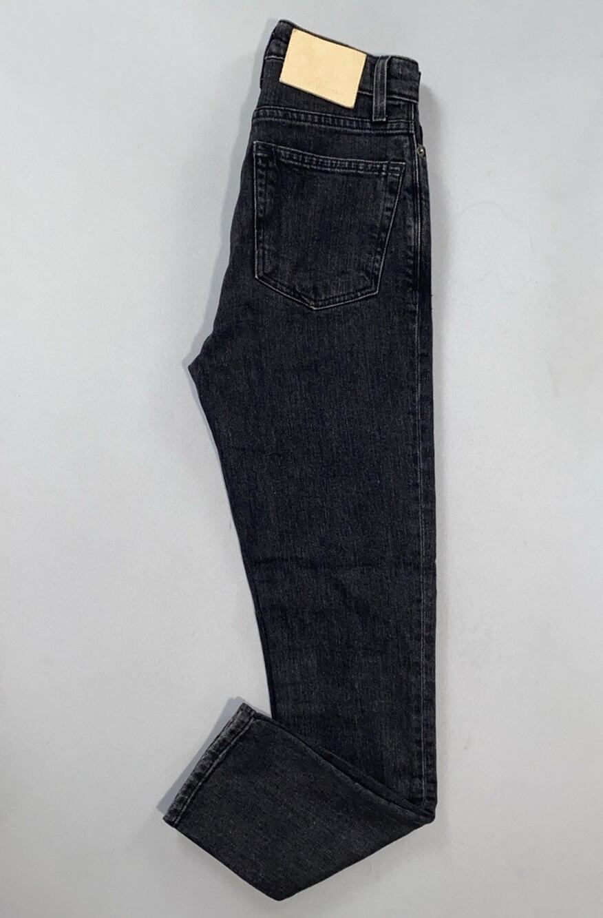 Rowan Women's Button Fly Relaxed Taper Stretch Denim Boyfriend Jeans. 24, GUC!